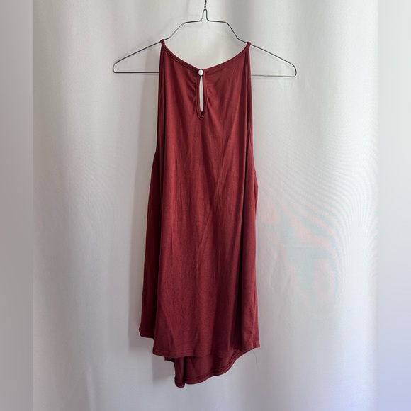 BLUETIME Boho Burnt Orange Lace Crochet Pleated Flowy Halter Top - Picture 4 of 7